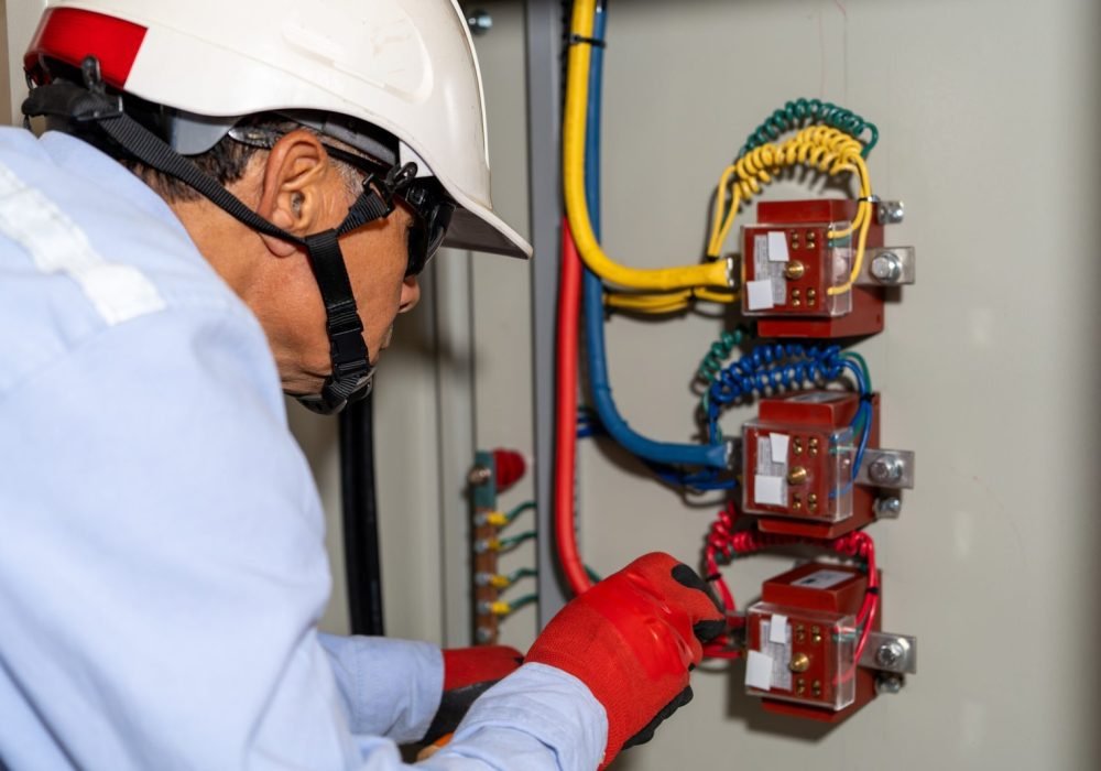 latin-electrical-engineer-performs-maintenance-on-2025-04-22-18-32-58-utc-scaled-1.jpg
